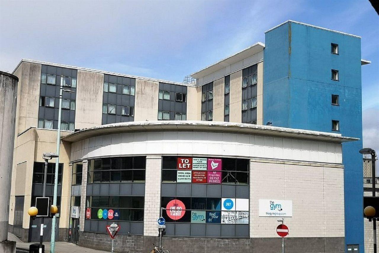 Travelodge Plymouth Esterno foto